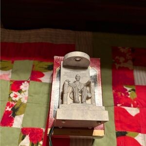 White Lincoln Memorial Ornament